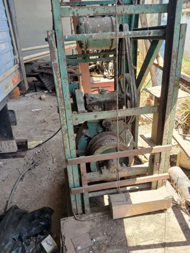 Elevador de carga fardo reciclagem, para revisar 