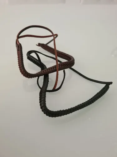 2 pulseiras em couro artesanais trançado
