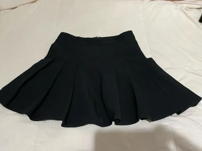 Saia preta colegial