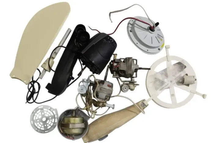 Lote de Motores e Peças de Ventiladores