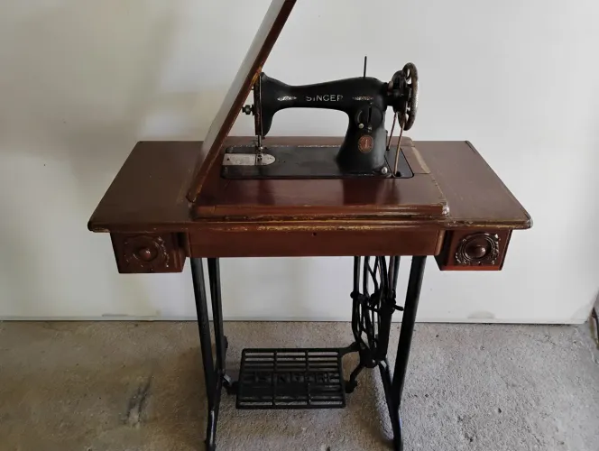 Vendo Máquina de Costura SINGER Raridade 1937