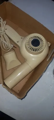 Secador de Cabelo Clássico - Modelo HR9001