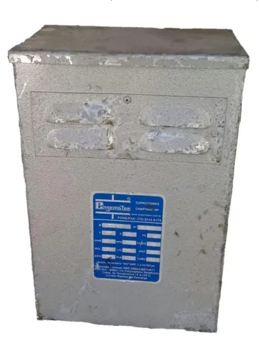 Capacitor Trifásico 20Kvar 220v. Engematec mod. EG3.