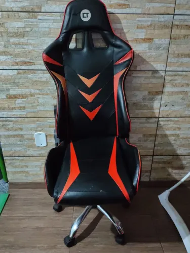 Cadeira GAMER USADA Marca CT