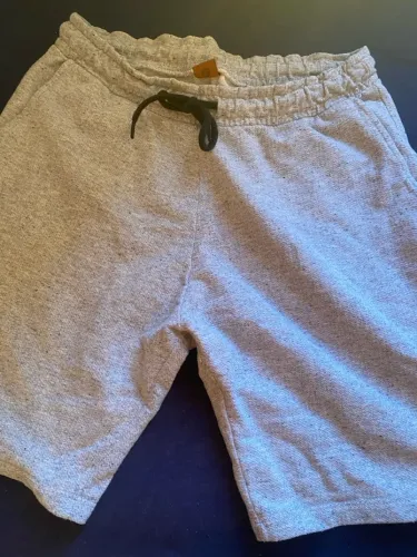 Shorts de Moletom Cinza - Conforto e Estilo!