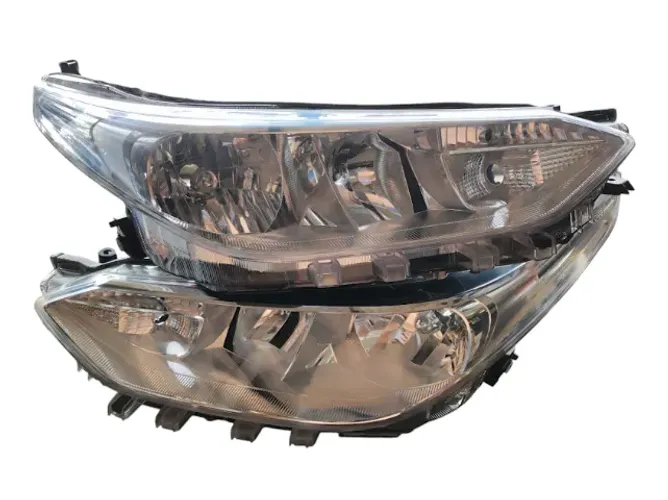 Par de Farol Toyota Yaris 2019 2020 2021 2022