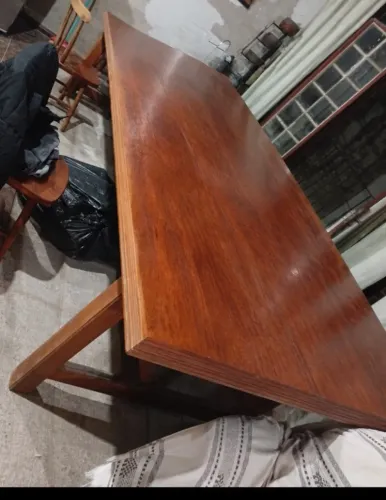 Mesa maciça gigante