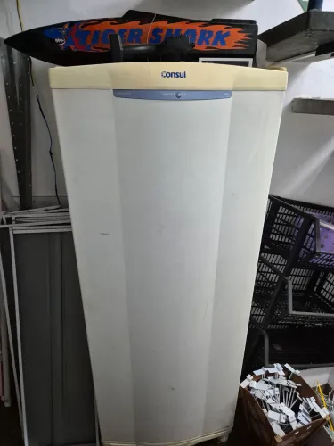 Geladeira Consul 260L
