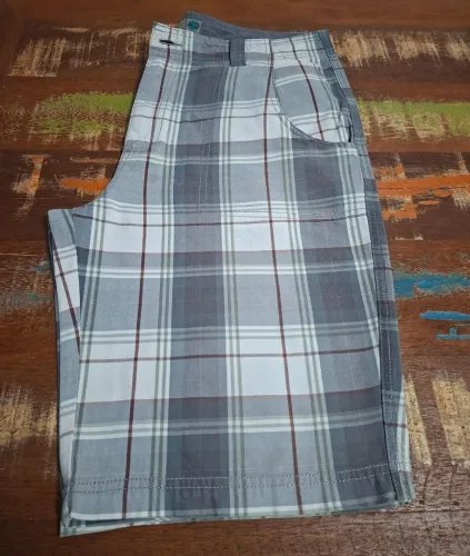 Bermuda masculina - C&A - Tam. 42