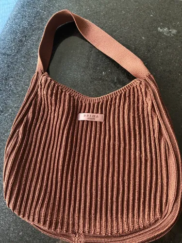 Bolsa tricô Arezzo