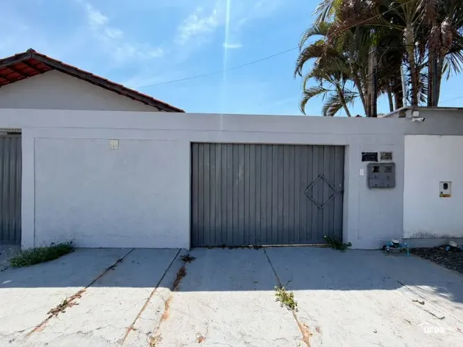 Casa 2/4 na 904 Sul