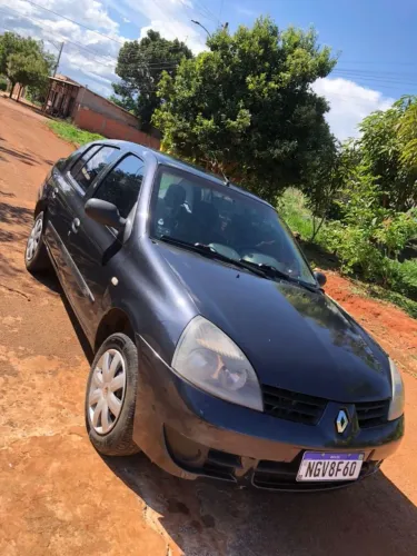 Renault Clio Sed. Expression Hi-flex 1.0 16V 4P 2006