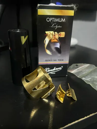 Abraçadeira Vandoren Optimum Sax Tenor