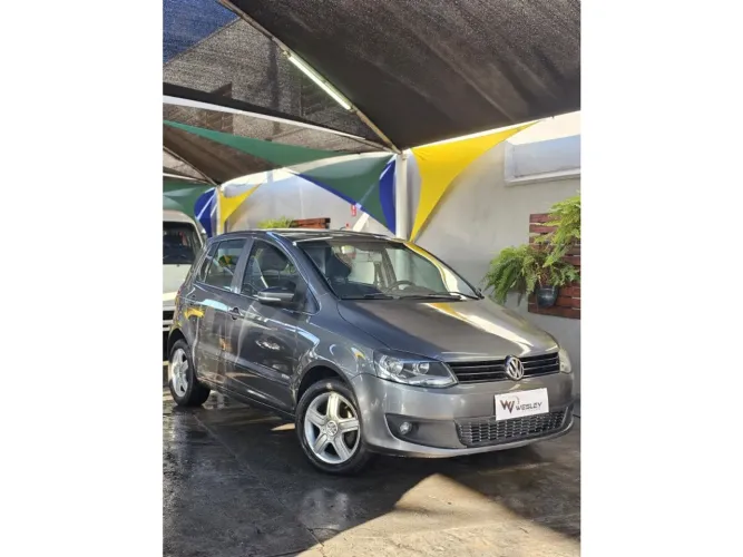 Volkswagen Fox 1.6 MI I Motion Total Flex 8V 5P 2012