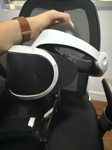 PlayStation VR Completo ? Case, Suporte de Mesa + 2 Jogos de Brinde