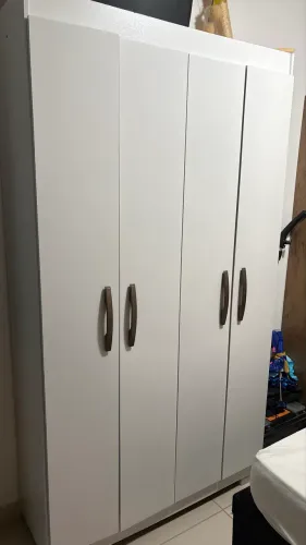 Vendo Guarda-roupa