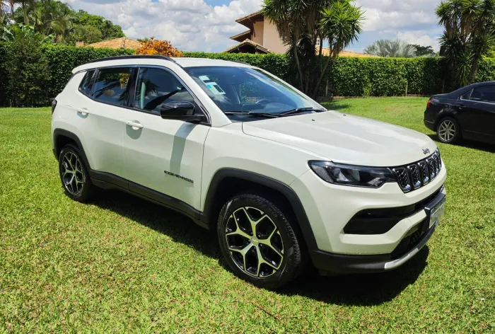 Jeep Compass Long. T270 1.3 TB 4X2 Flex AUT 2025