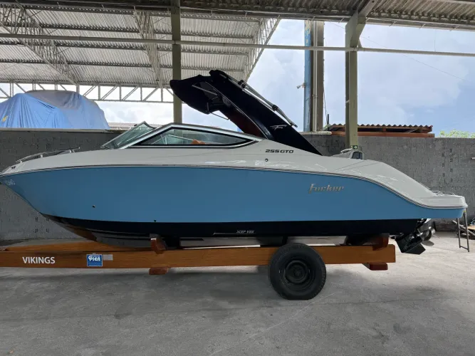 Focker 255 GTO - 2023 x1 Mercruiser 250 HP ñ Phantom Triton Ventura Fs Nx Hd