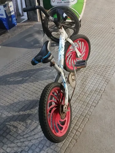 Bike infantil aro 15 de 2 a 6 anos