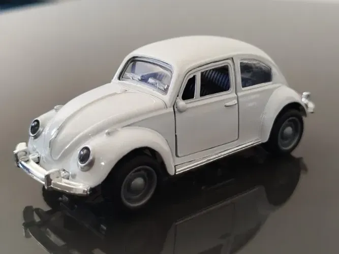 Carrinho de Metal Fusca 67 branco escala 1:39