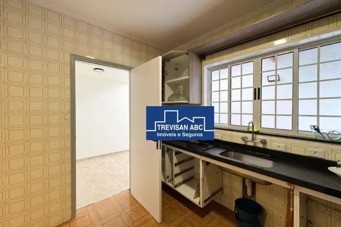 Sobrado com 3 dormitórios para alugar, 165 m² por R$ 3.928/mês - Planalto - São Bernardo d