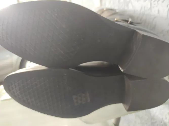 Bota Via Uno