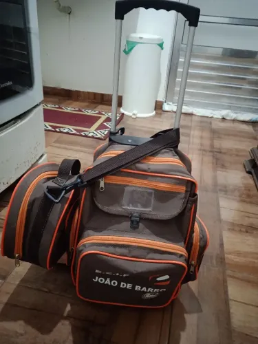 Vende-se mochila escolar com lancheira