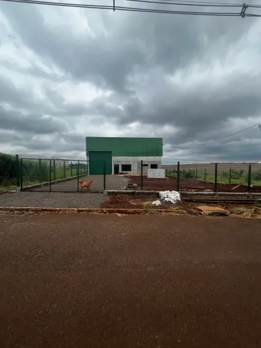 Vendo Barracão/ Galpão em Campo Mourão/PR