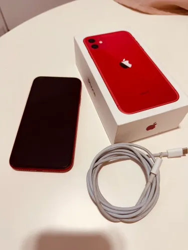 iPhone 11 64 GB - Vermelho - Sem Detalhes