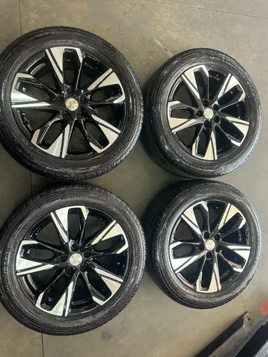 Rodas 17 GM travcker, cruze 1/105 + pneus Goodyear 