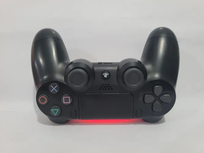 CONTROLE DE PS4 USADO