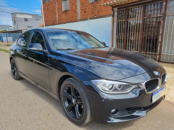 BMW 320I A 2.0 Turbo/activeflex 16V 184cv 4P 2013