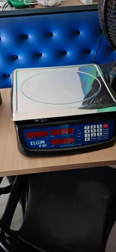 Balança Digital Elgin Profissional com Calculadora de Preço