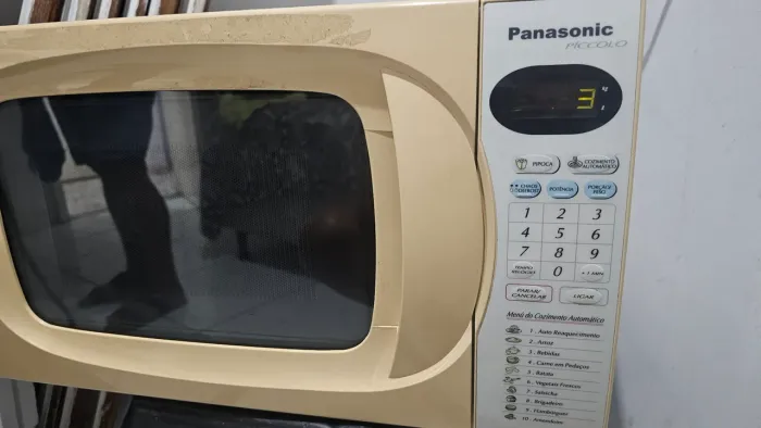 Microondas Panasonic funcionando