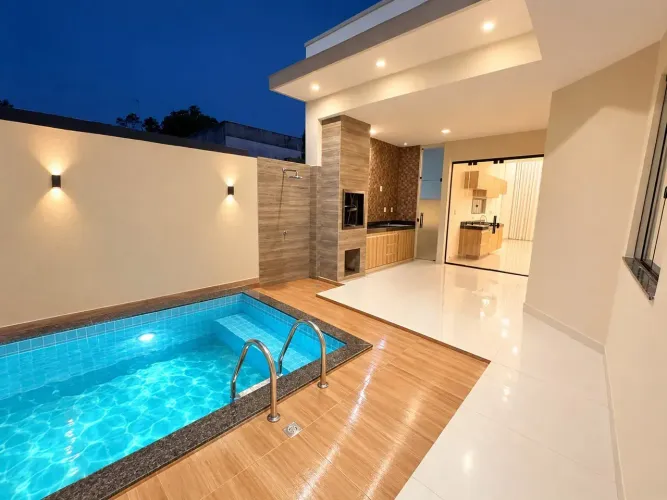 ALUGO LINDISSIMA CASA DE 3/4 SENDO 1 SUÍTE, CASA COM PISCINA E CHURRASQUEIRA, JARDIM PORTU