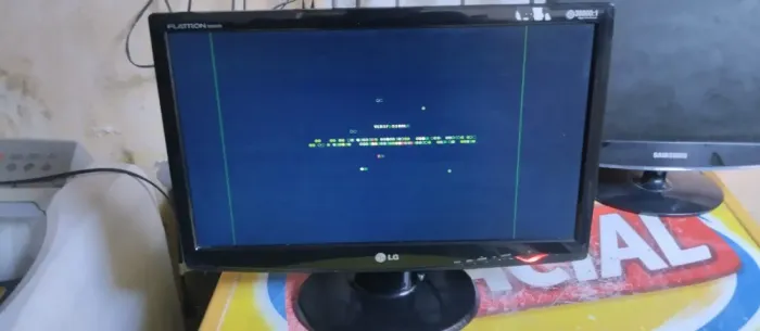 Monitor LG com DEFEITO retirada de peças 