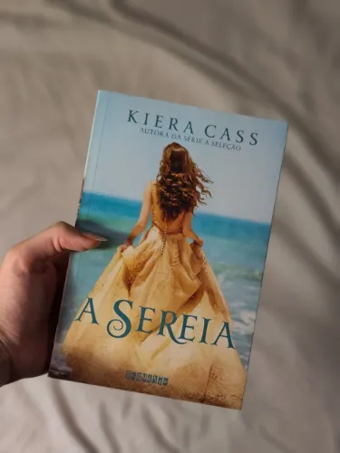 Livro A Sereia - Kiera Cass