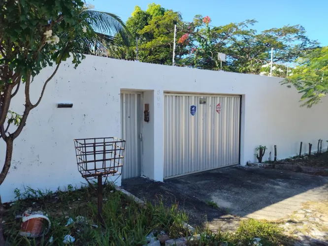 Alugo casa. Residencial ou comercial