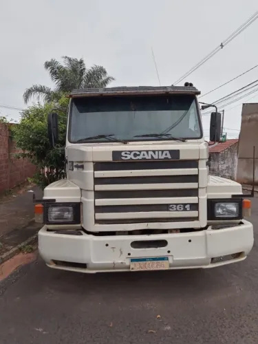 VENDO CARRETA GRANELEIRA RANDON LS (3 EIXOS)