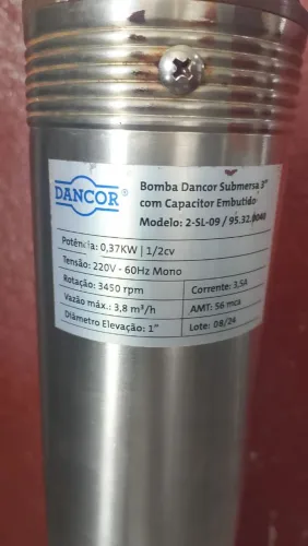 Bomba d'água palito 1/2 CV tenho tbem os canos