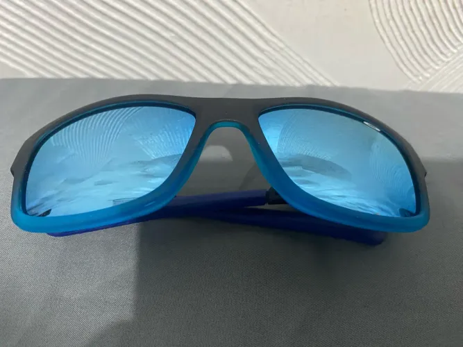 Óculos Oakley Júpiter neon