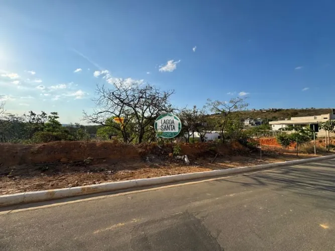 Terreno à venda no Condomínio Mariposas - Lagoa Santa/MG
