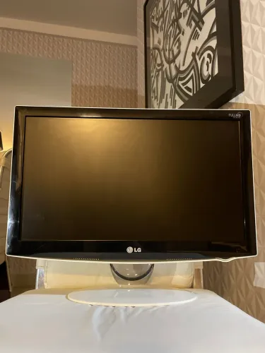 MONITOR LG FULL HD