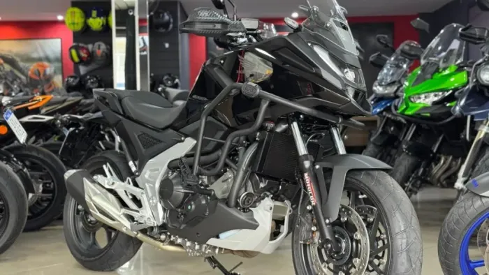 NC 750X PRETA 2026