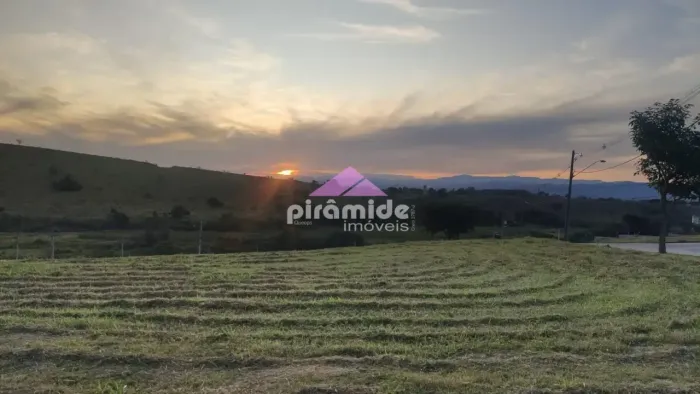 Terreno à venda, Condomínio Bella Vitta, Caçapava, SP