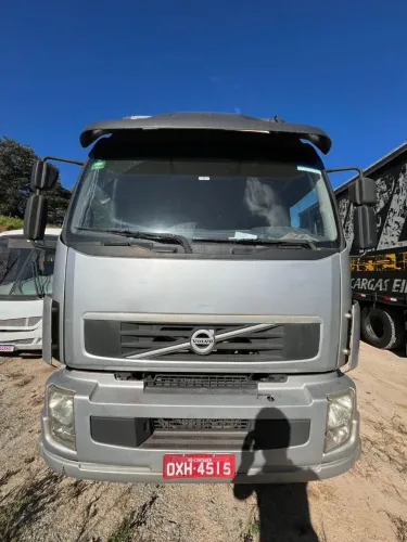 Volvo / VM 270 6x2R
