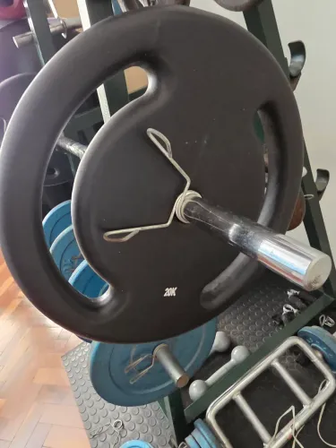 Anilhas Emborrachada 20 KG, valor das duas anilhas. Academia Treino Musculação