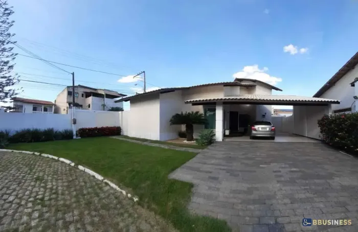 Casa Mobiliada em Condomínio com 3 quartos, sendo 1 suíte Porteira Fechada e Pronta para