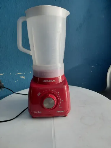 Liquidificador *COM DEFEITO*