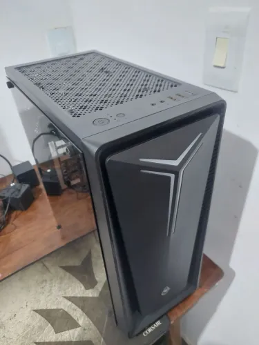 Pc gamer ryzen 5 5600g, 16gb ssd 250gb.